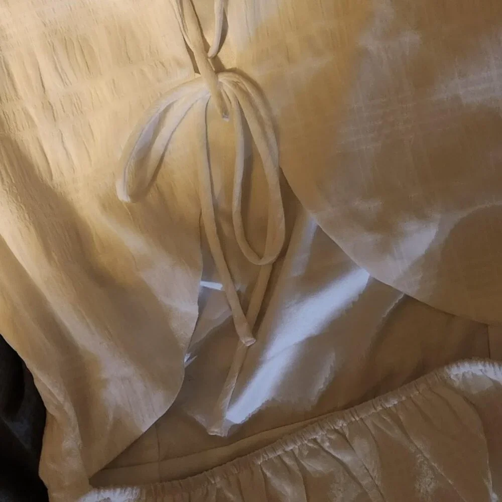 White Puff-Sleeve Mini Dress / Cottagecore Dream white mini, date, Romantic Chic - Picture 6 of 8